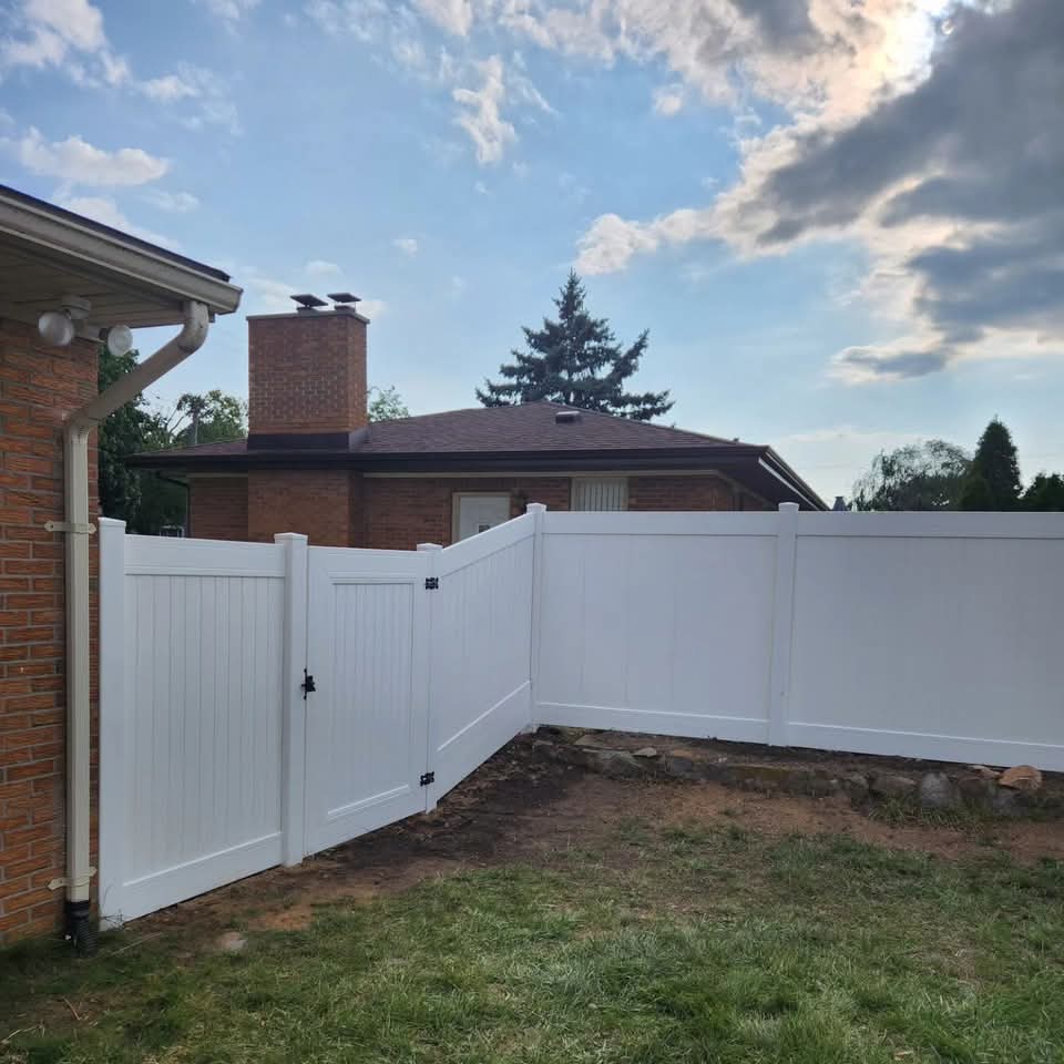Retaining wall built by Bernal Landscape Management